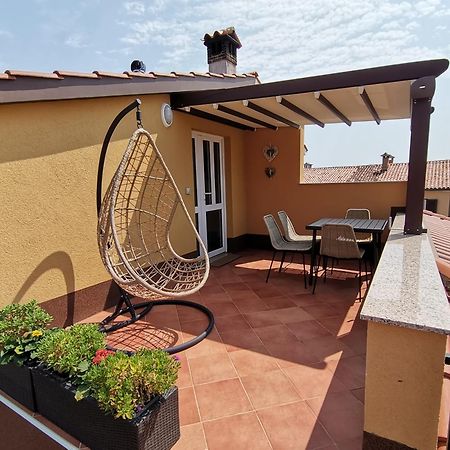 Ferienwohnung Magnavisum Kaštelir Exterior foto